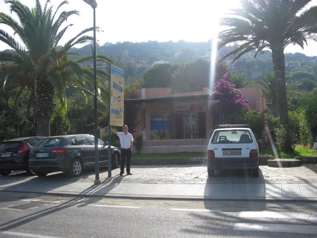 Residenze Le Verande 2 Aparthotel Monte Nai